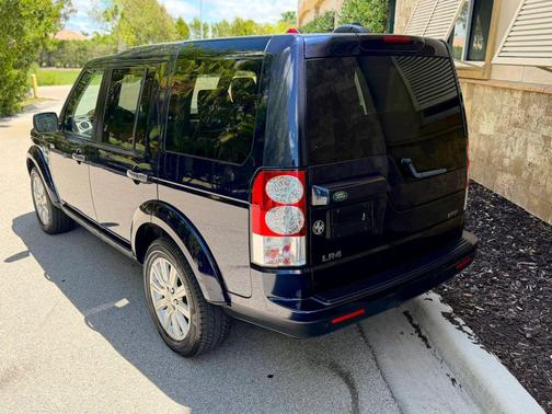 2013 Land Rover LR4 Base