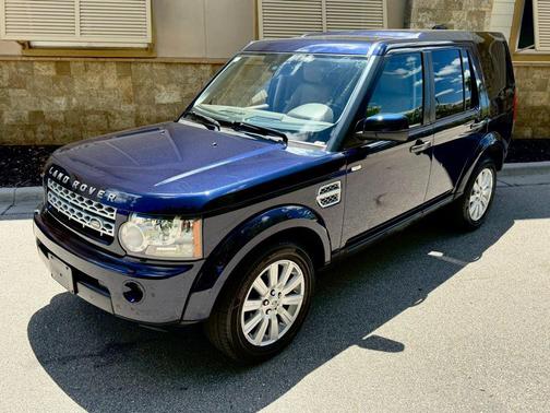 2013 Land Rover LR4 Base
