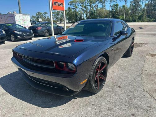 2012 Dodge Challenger SXT