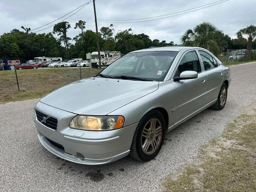 Silver Metallic 2005 Volvo S60 2.5T
