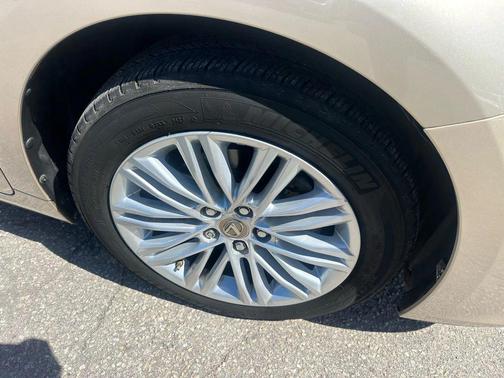 2014 Lexus ES 350 Base