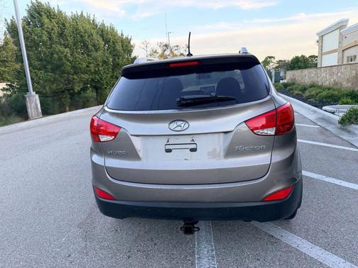 2010 Hyundai TUCSON GLS