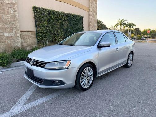 2014 Volkswagen Jetta Auto SEL
