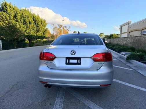 2014 Volkswagen Jetta Auto SEL