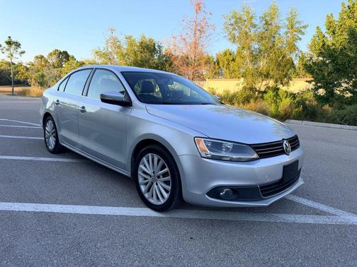 2014 Volkswagen Jetta Auto SEL