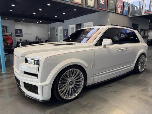 White 2026 Rolls-Royce Cullinan