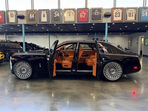 2026 Rolls-Royce Phantom 