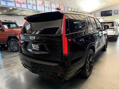Black Raven 2026 Cadillac Escalade V-Series