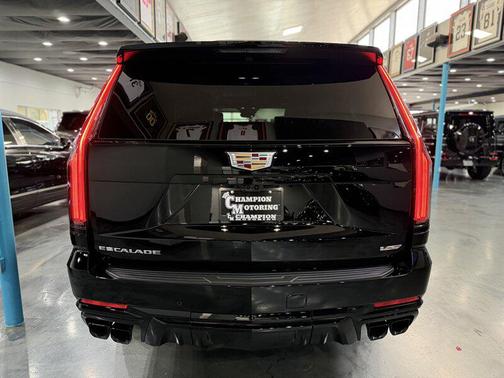 2026 Cadillac Escalade ESV V-Series