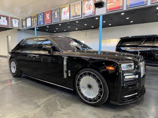 2024 Rolls-Royce Phantom