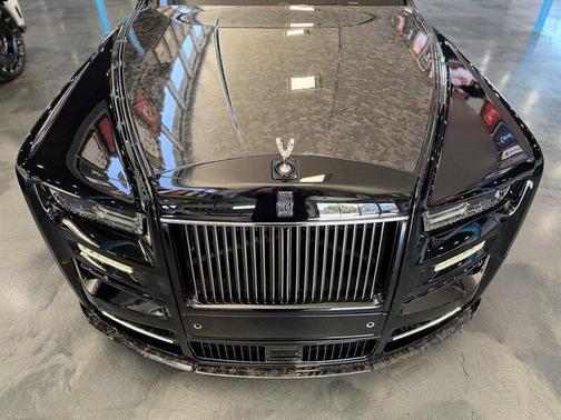 2024 Rolls-Royce Phantom