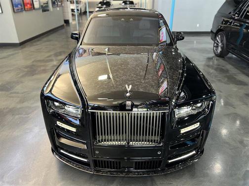 2024 Rolls-Royce Phantom 