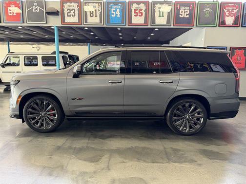 Magnus Metal Frost 2026 Cadillac Escalade V-Series