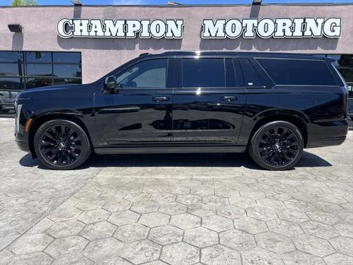 2025 Cadillac Escalade ESV Sport Platinum