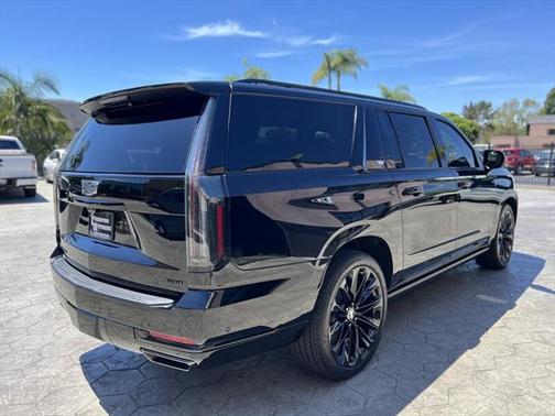 2025 Cadillac Escalade ESV Sport Platinum