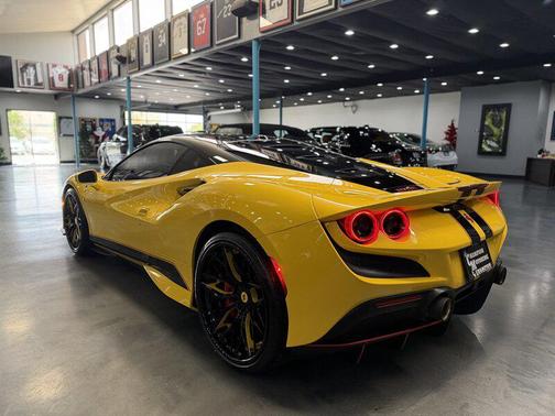 2022 Ferrari F8 Tributo Base