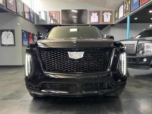 2025 Cadillac Escalade ESV Sport