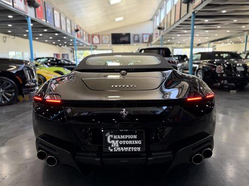 2025 Ferrari Roma Spider 