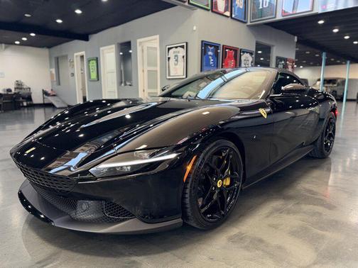 2025 Ferrari Roma Spider 