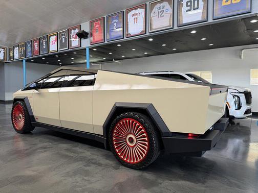 2024 Tesla Cybertruck All-Wheel Drive