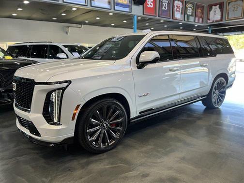 2025 Cadillac Escalade ESV V-Series
