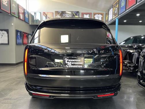 2025 Land Rover Range Rover P530 Autobiography 7 Seat