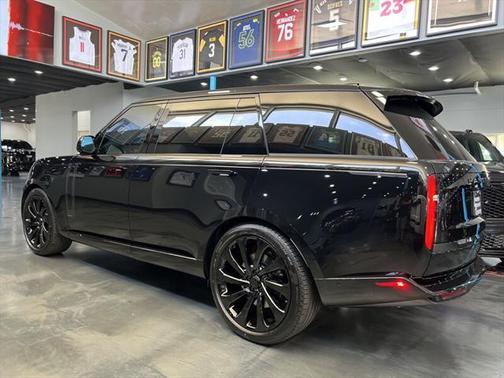2025 Land Rover Range Rover P530 Autobiography 7 Seat
