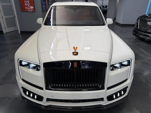 White 2026 Rolls-Royce Cullinan