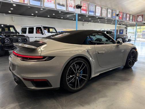 2025 Porsche 911 Turbo