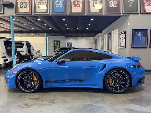 2022 Porsche 911 Turbo S