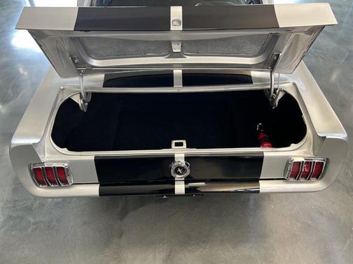 1965 Ford Mustang Base