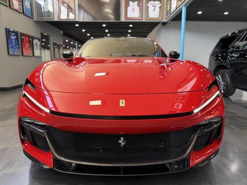 2025 Ferrari Purosangue 