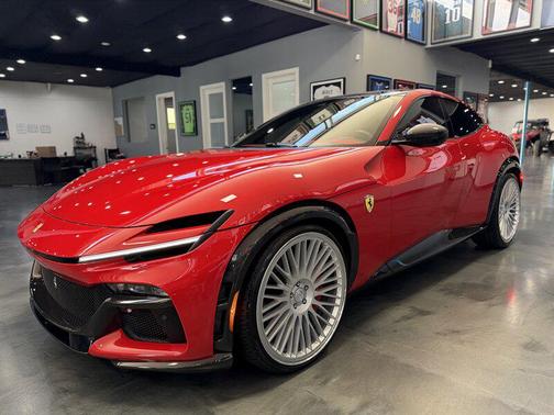 2025 Ferrari Purosangue 