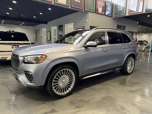 2025 Mercedes-Benz Maybach GLS 600 4MATIC