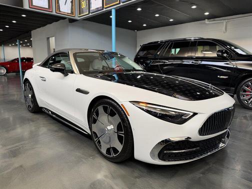 2026 Mercedes-Benz Maybach SL 680 Monogram Series 4MATIC