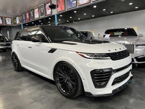 2025 Land Rover Range Rover Sport SE