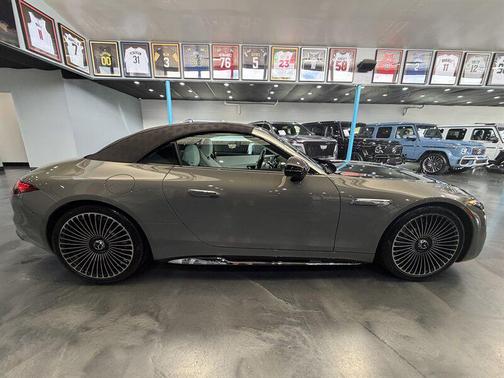 2026 Mercedes-Benz Maybach SL 680 Monogram Series 4MATIC