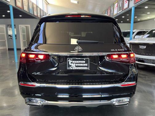 2025 Mercedes-Benz Maybach GLS 600 4MATIC