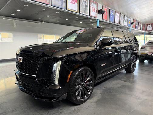 2026 Cadillac Escalade ESV Base
