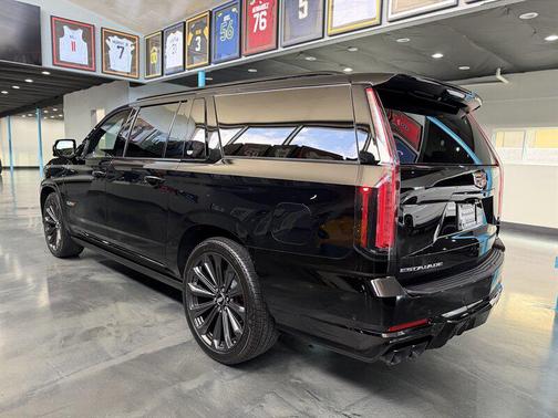 2026 Cadillac Escalade ESV Base