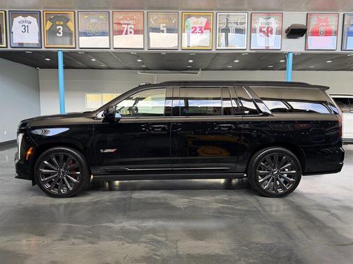 2026 Cadillac Escalade ESV Base