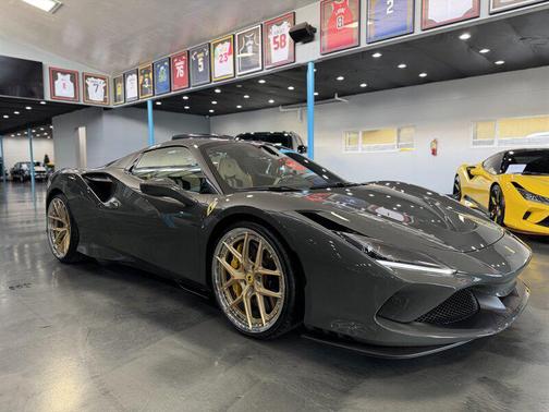 2022 Ferrari F8 Spider Base