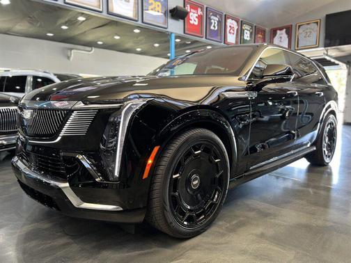 2026 Cadillac Escalade IQ Luxury