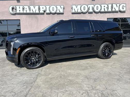 2025 Cadillac Escalade ESV Sport