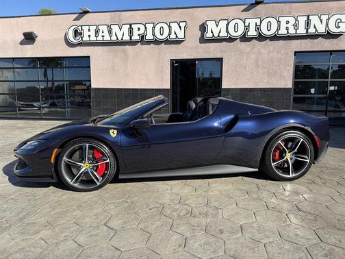 2025 Ferrari 296 GTS 