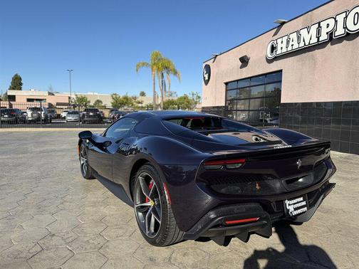 2025 Ferrari 296 GTS 