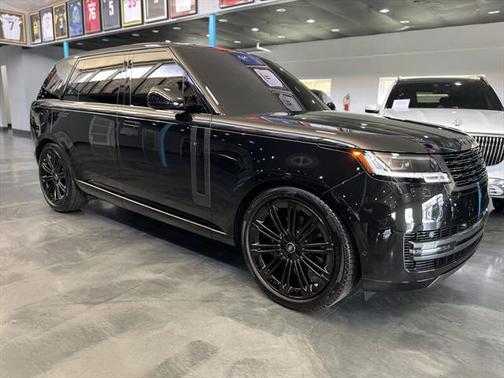 2025 Land Rover Range Rover P400 SE 7 Seat