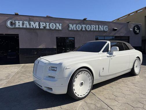 2015 Rolls-Royce Phantom Drophead Coupe 