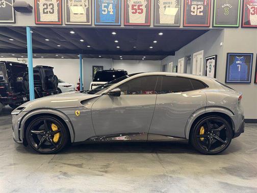 2024 Ferrari Purosangue 