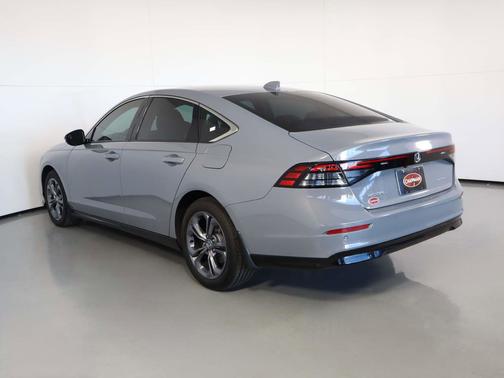 2025 Honda Accord Hybrid 